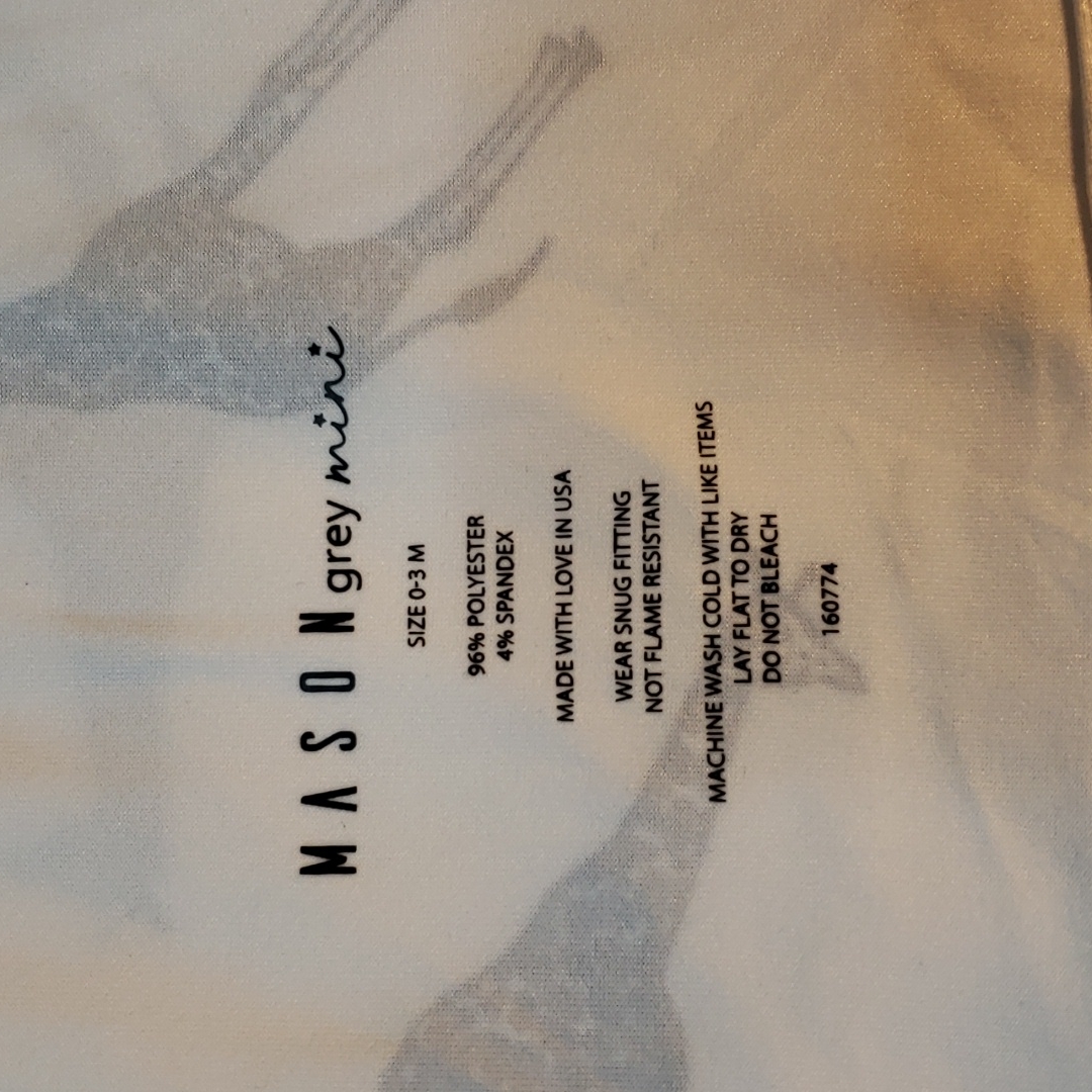 Mason Grey Nwot Mini Giraffe Swaddle Blanket — image 3 of 3
